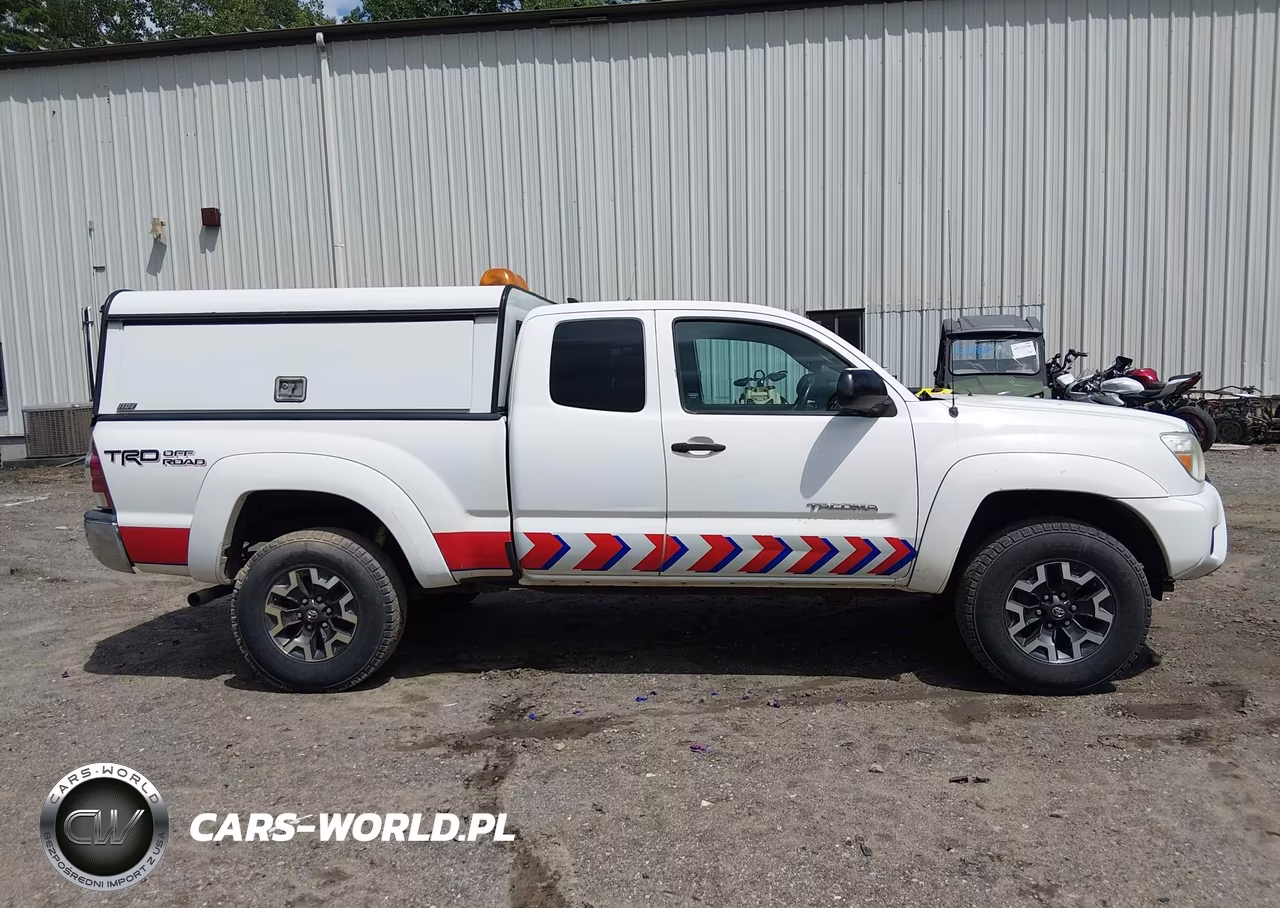 2014 Toyota Tacoma Base V6 VIN:5TFUU4EN5EX104273 - 13