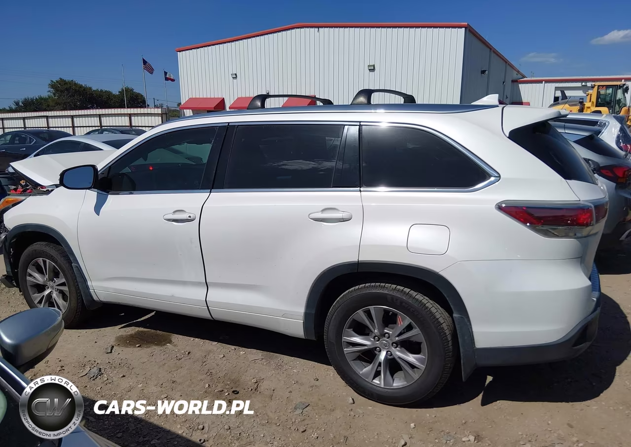 2015 Toyota Highlander Xle V6 VIN:5TDKKRFH6FS117172 - 15