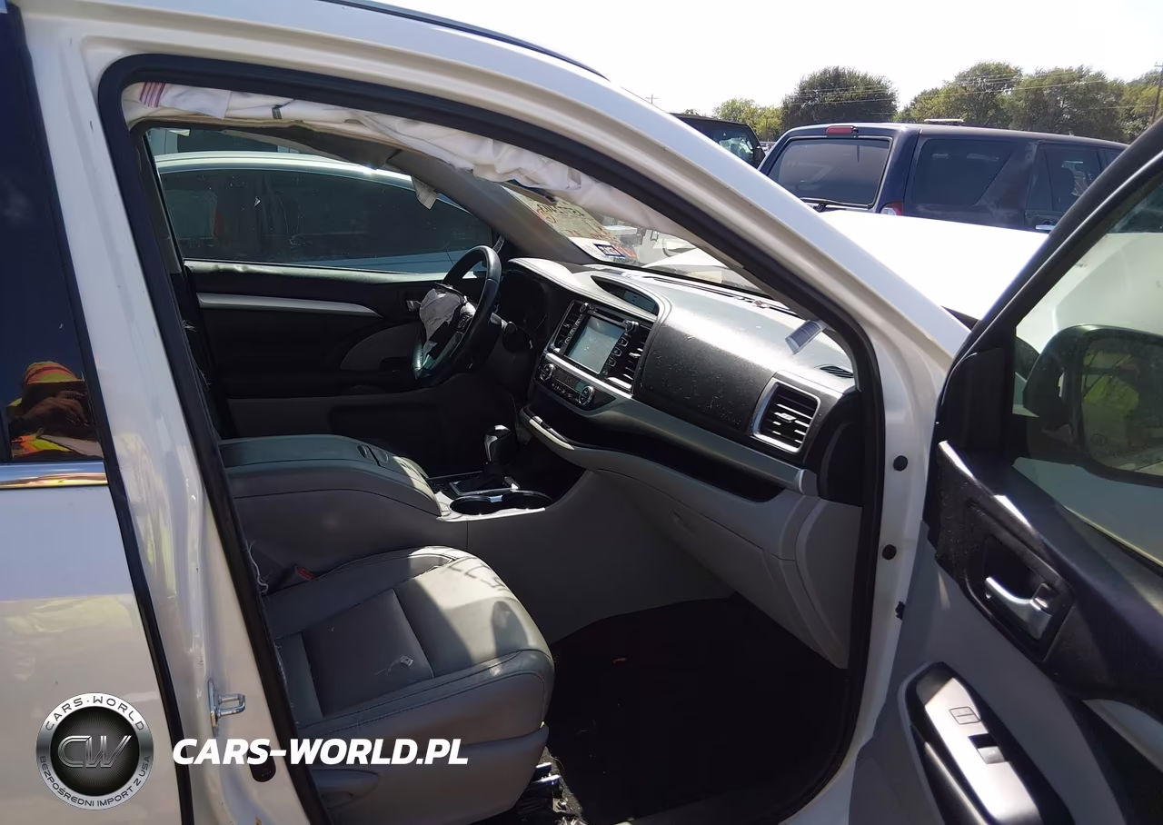 2015 Toyota Highlander Xle V6 VIN:5TDKKRFH6FS117172 - 5