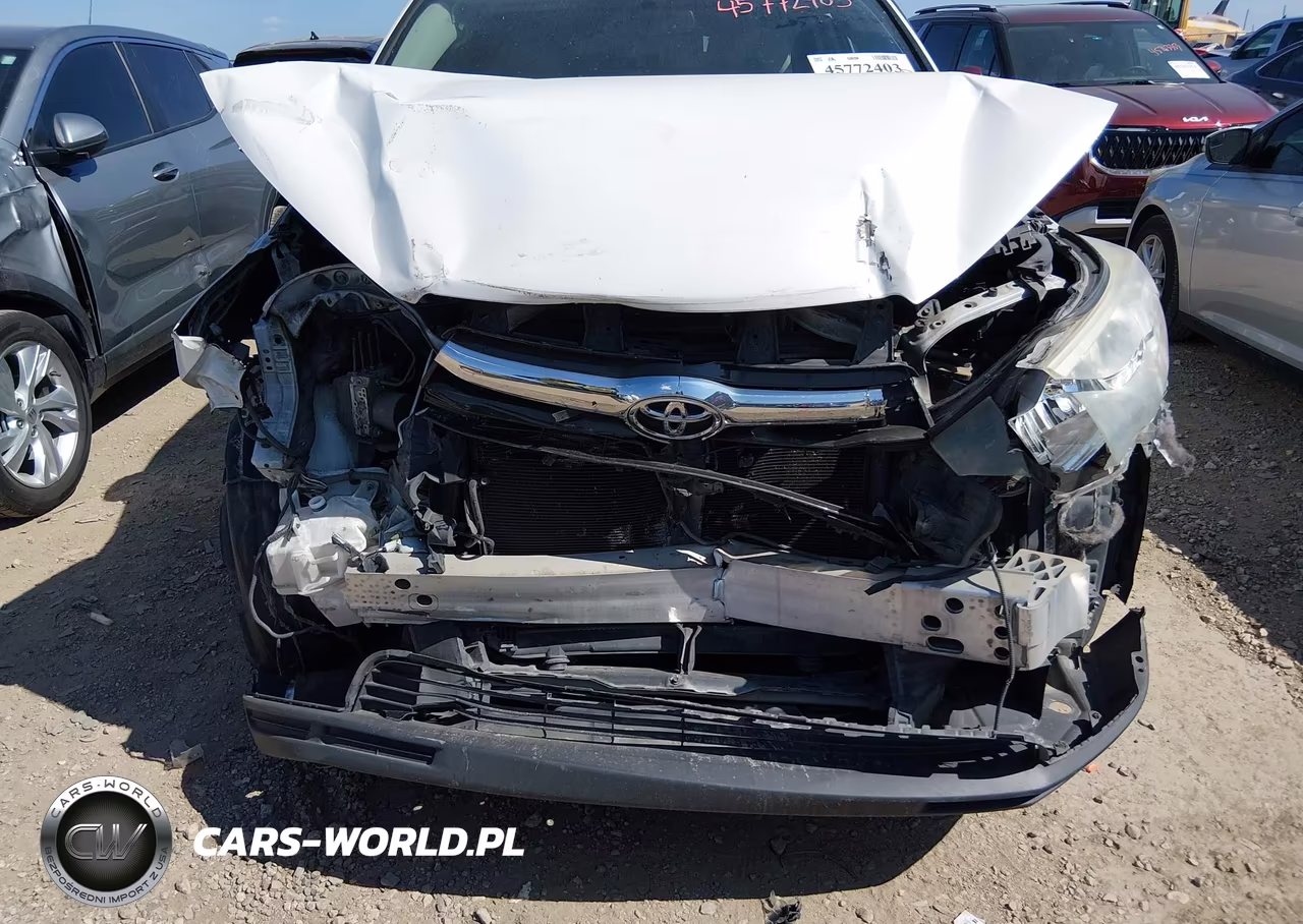 2015 Toyota Highlander Xle V6 VIN:5TDKKRFH6FS117172 - 6