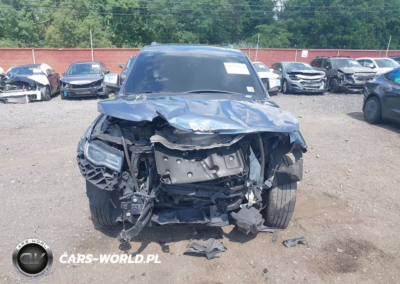 2020 Jeep Grand Cherokee Limited 4X4 VIN:1C4RJFBG1LC239044 - 11