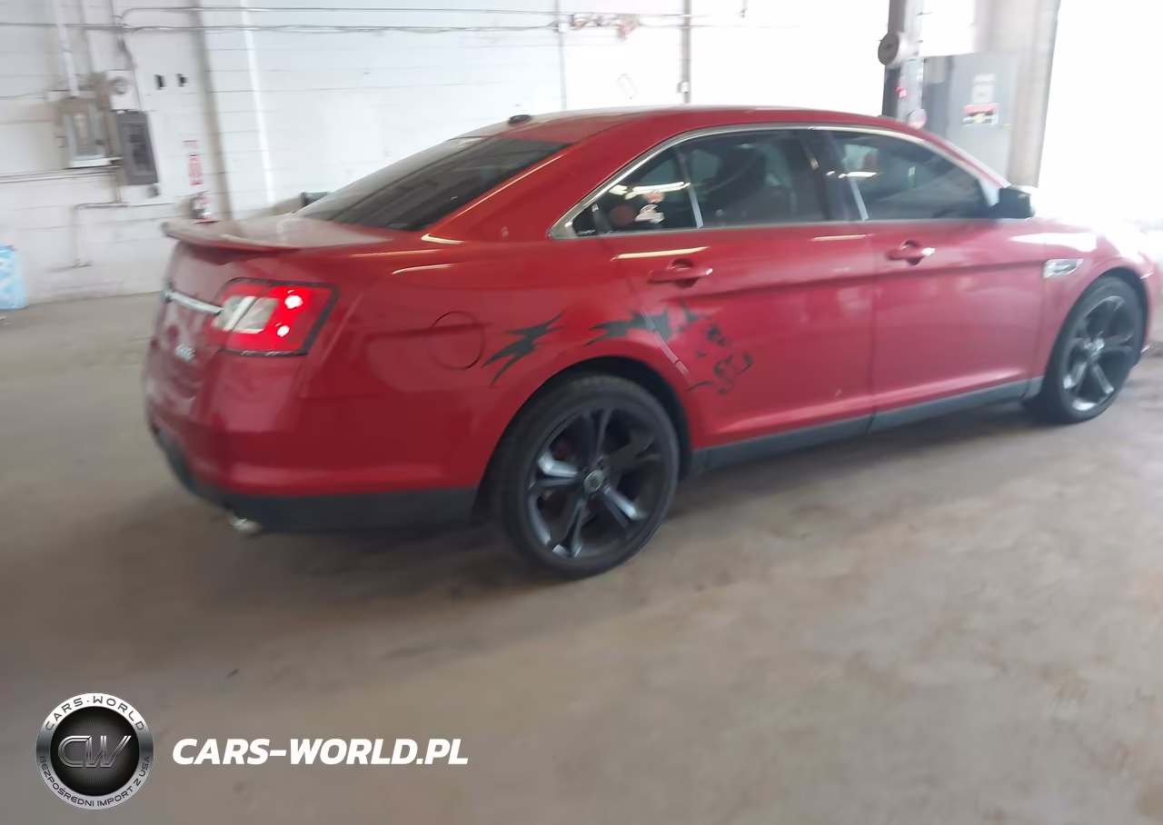 2010 Ford Taurus Sho VIN:1FAHP2KT1AG101161 - 4