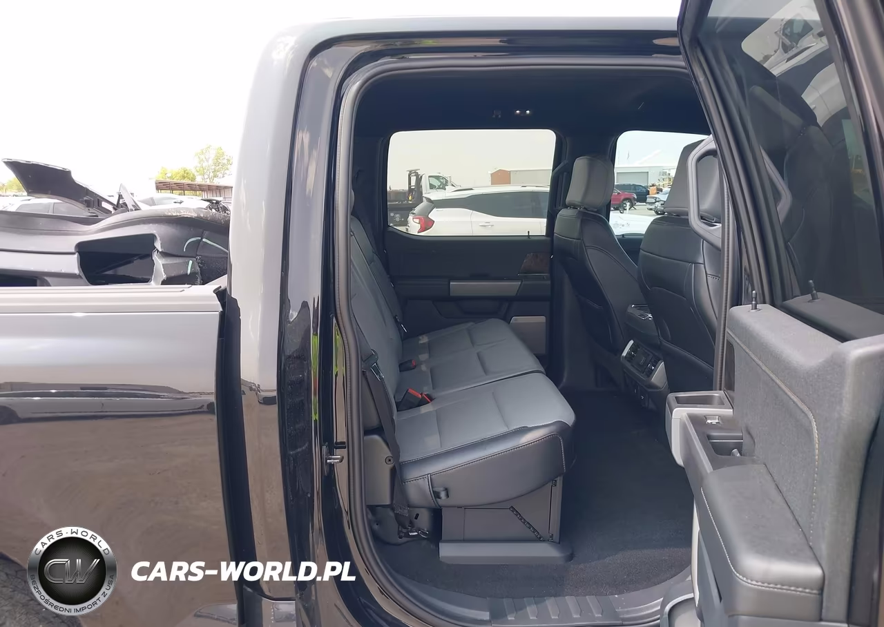 2023 Ford F-150 Lightning Lariat VIN:1FTVW1EL9PWG20219 - 8