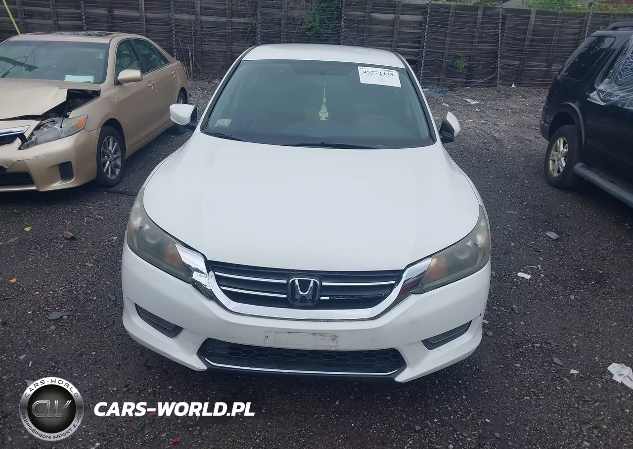 2015 Honda Accord Sport VIN:1HGCR2F53FA151162 - 12