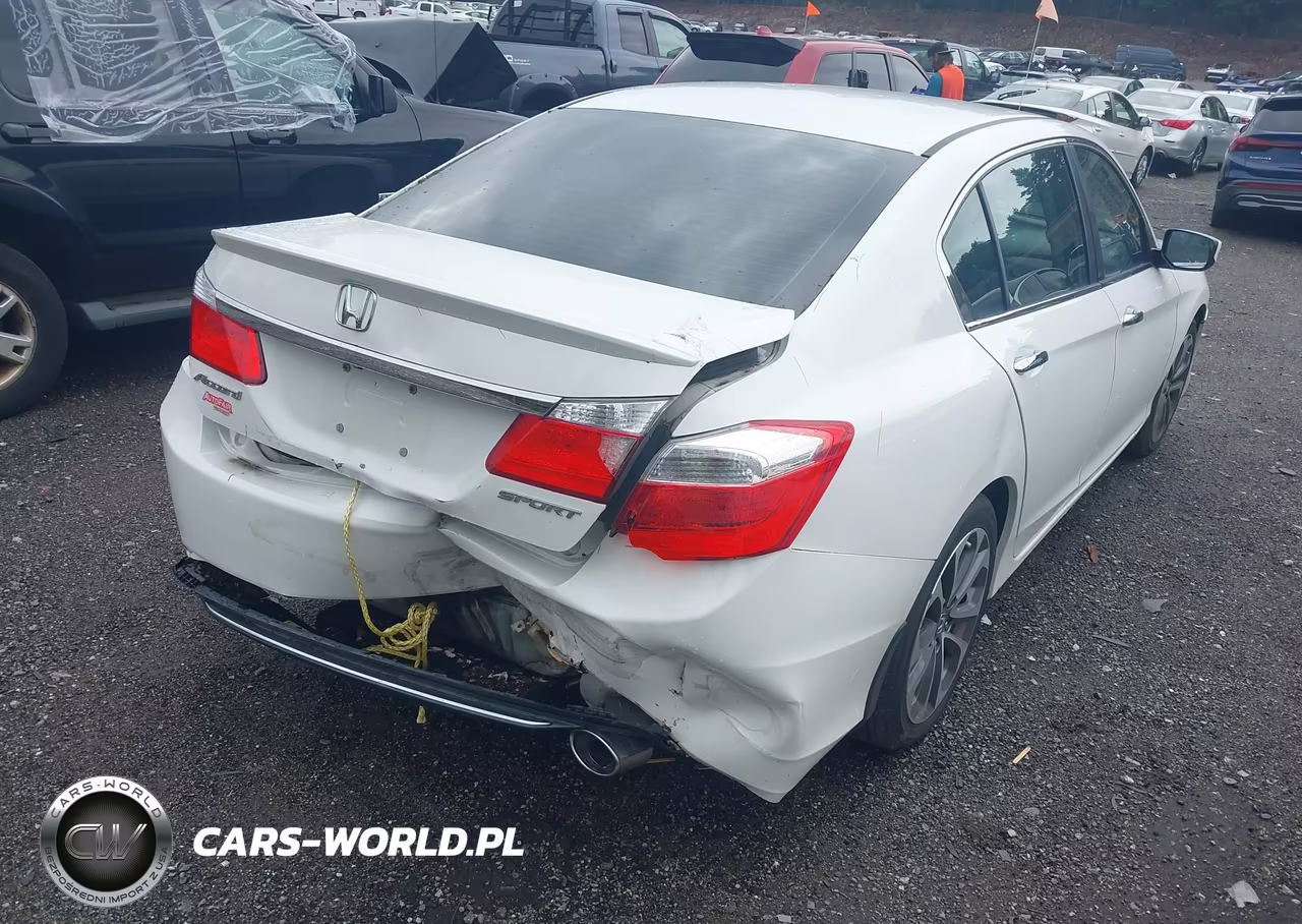 2015 Honda Accord Sport VIN:1HGCR2F53FA151162 - 4