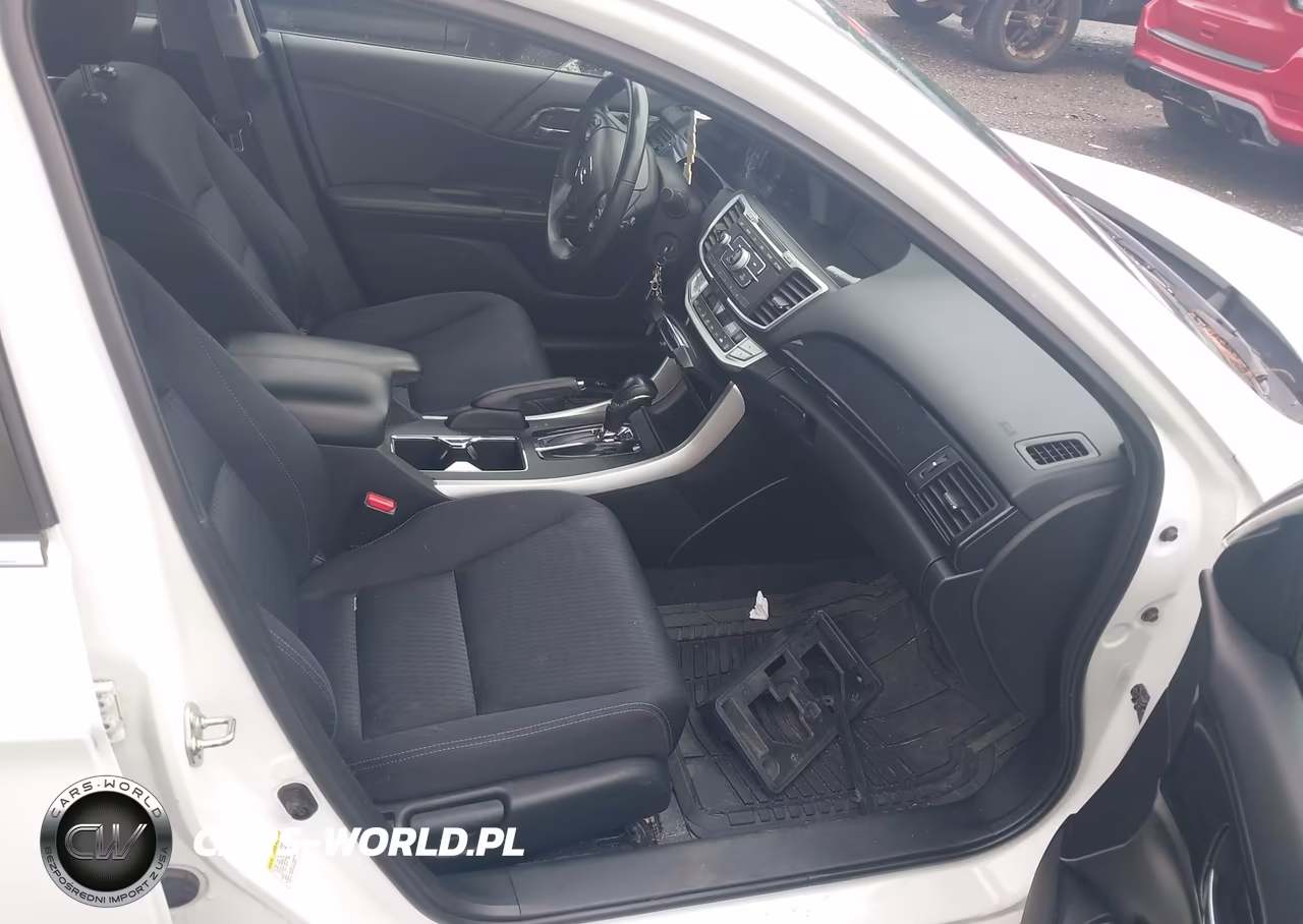 2015 Honda Accord Sport VIN:1HGCR2F53FA151162 - 5