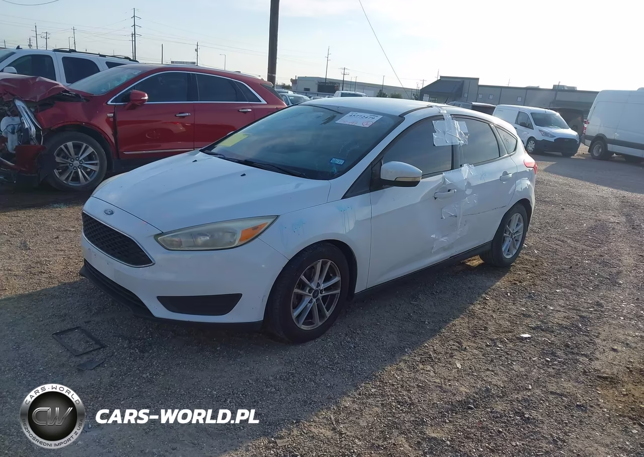 2017 Ford Focus Se VIN:1FADP3K29HL246610 - 2