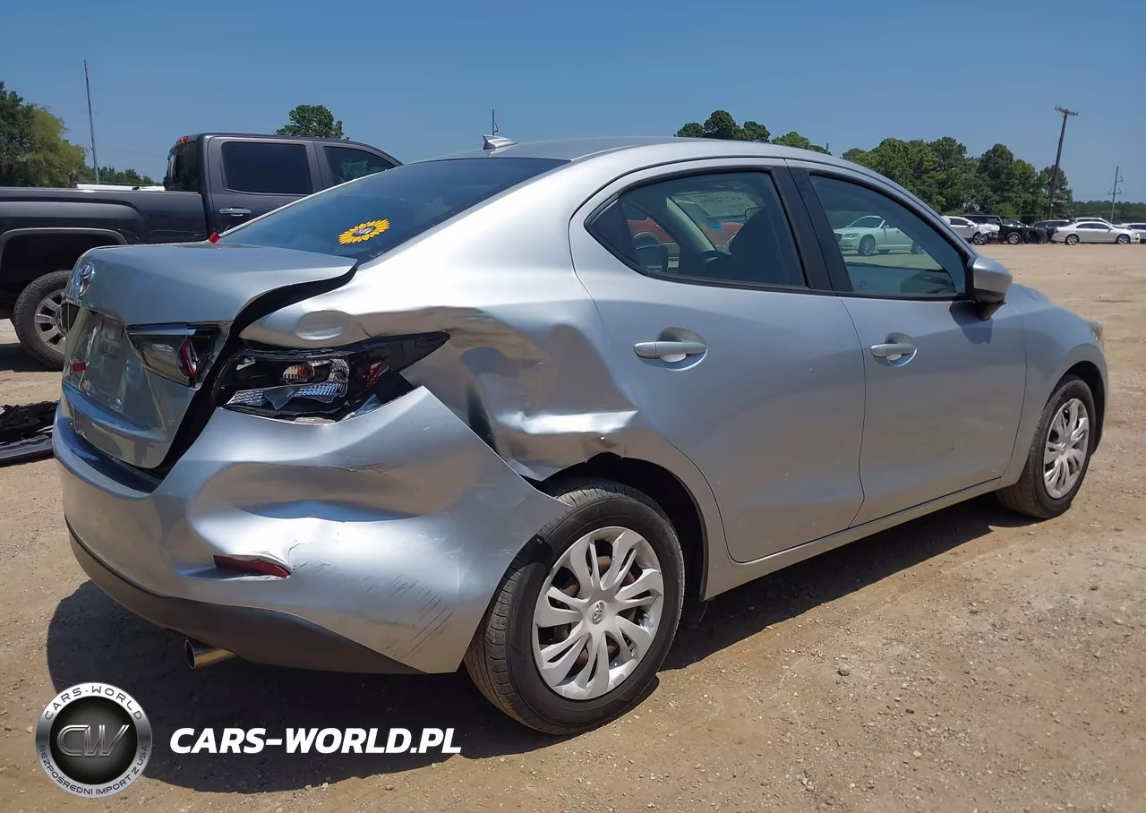 2019 Toyota Yaris L VIN:3MYDLBYV2KY522854 - 4