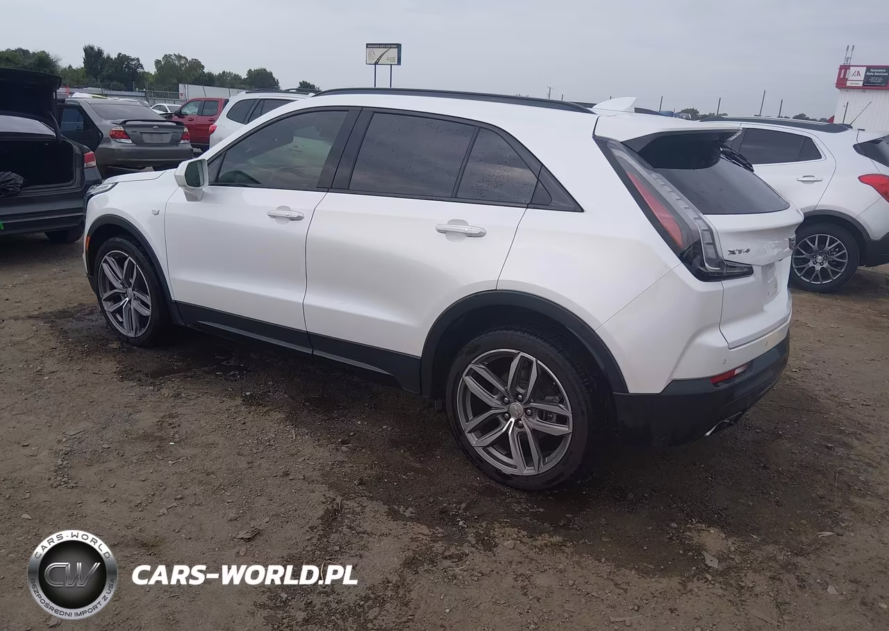 2019 Cadillac Xt4 Sport VIN:1GYFZER48KF203702 - 3