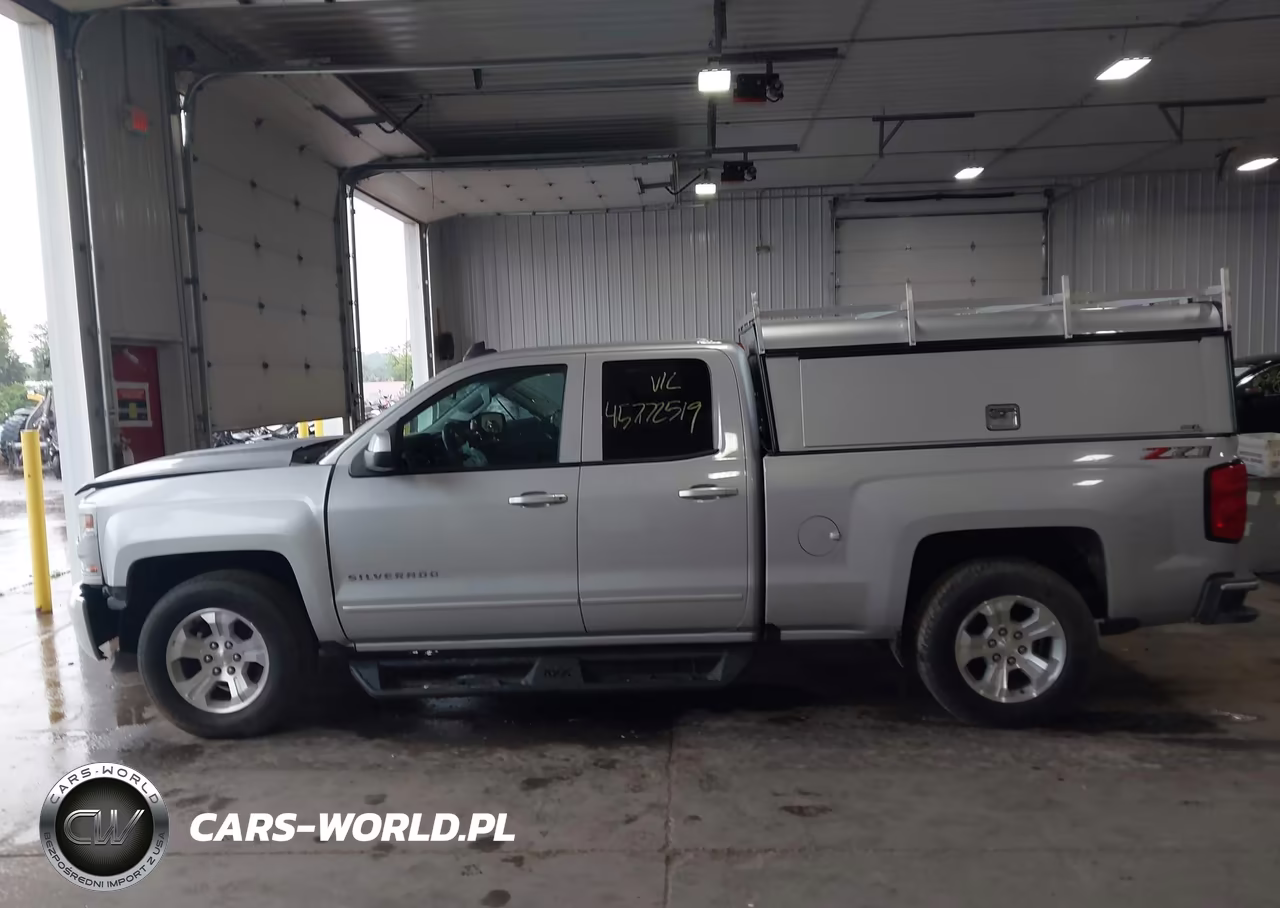 2018 Chevrolet Silverado 1500 2Lt VIN:1GCVKREC7JZ278723 - 14