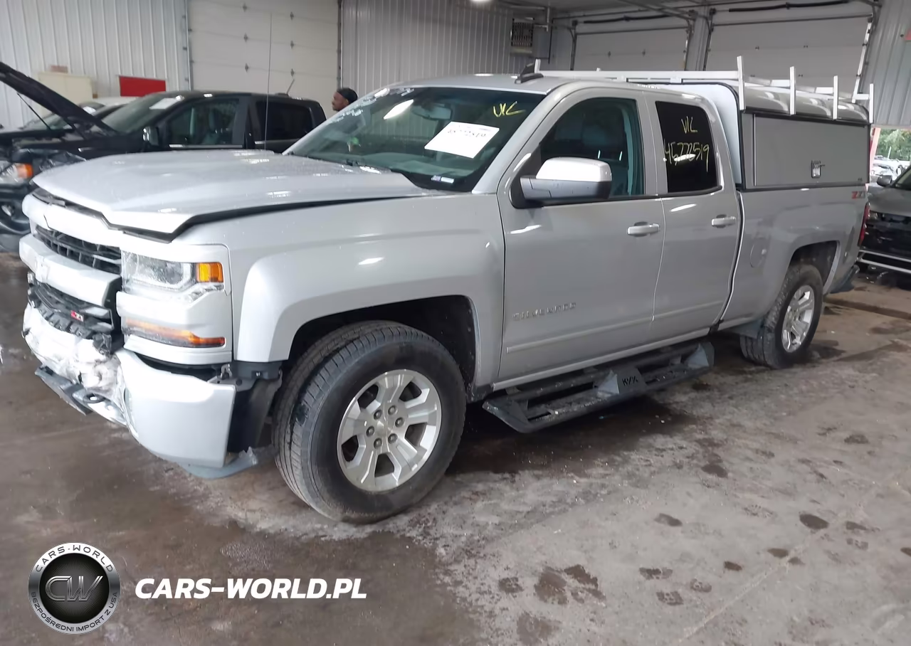 2018 Chevrolet Silverado 1500 2Lt VIN:1GCVKREC7JZ278723 - 2