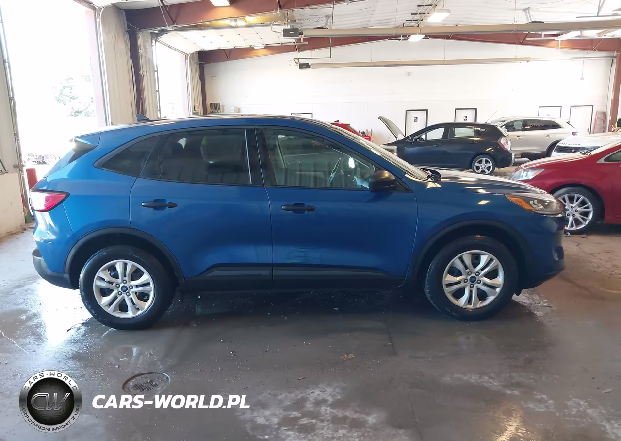 2022 Ford Escape S VIN:1FMCU9F62NUA93665 - 14