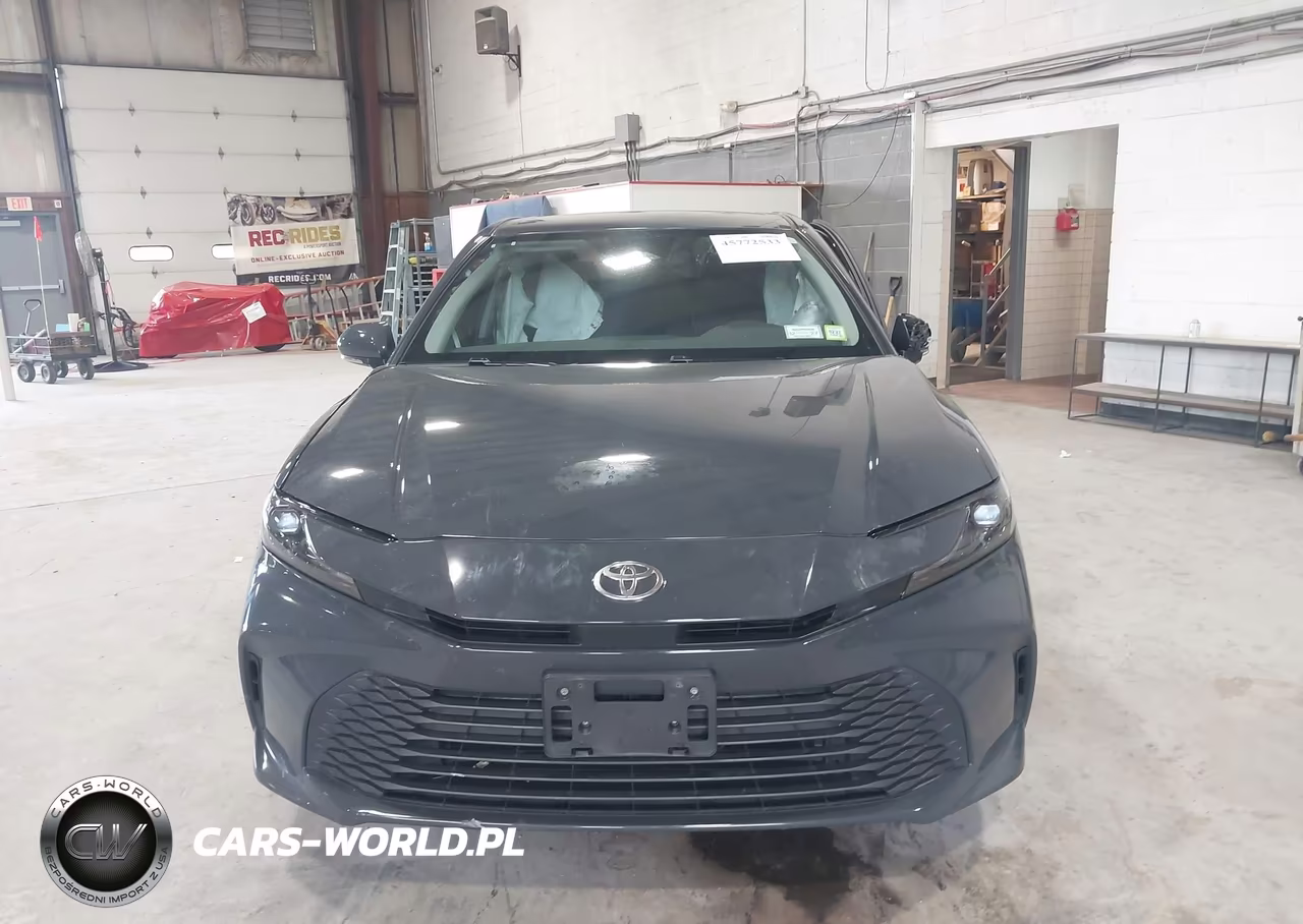 2025 Toyota Camry Le VIN:4T1DBADK0SU523801 - 11