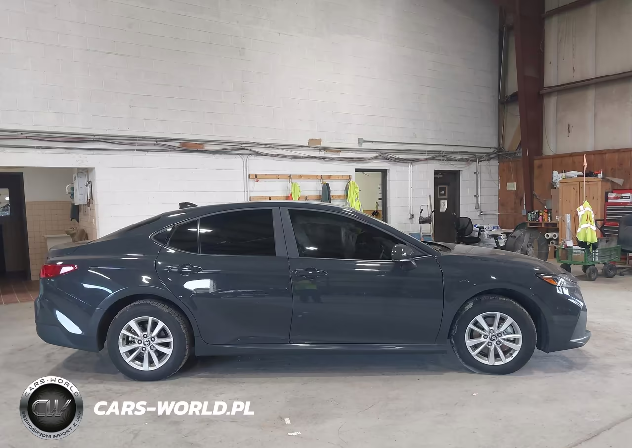 2025 Toyota Camry Le VIN:4T1DBADK0SU523801 - 12