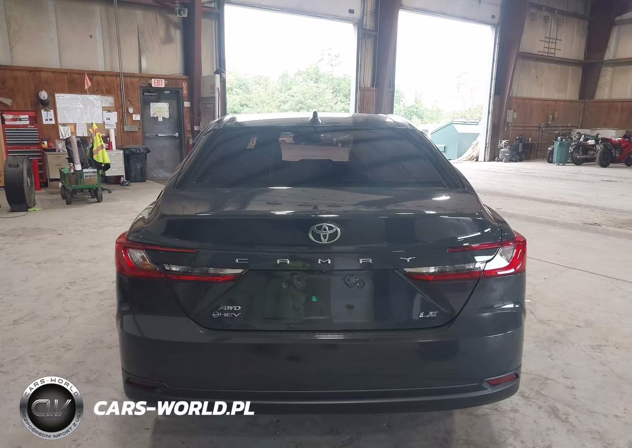 2025 Toyota Camry Le VIN:4T1DBADK0SU523801 - 15