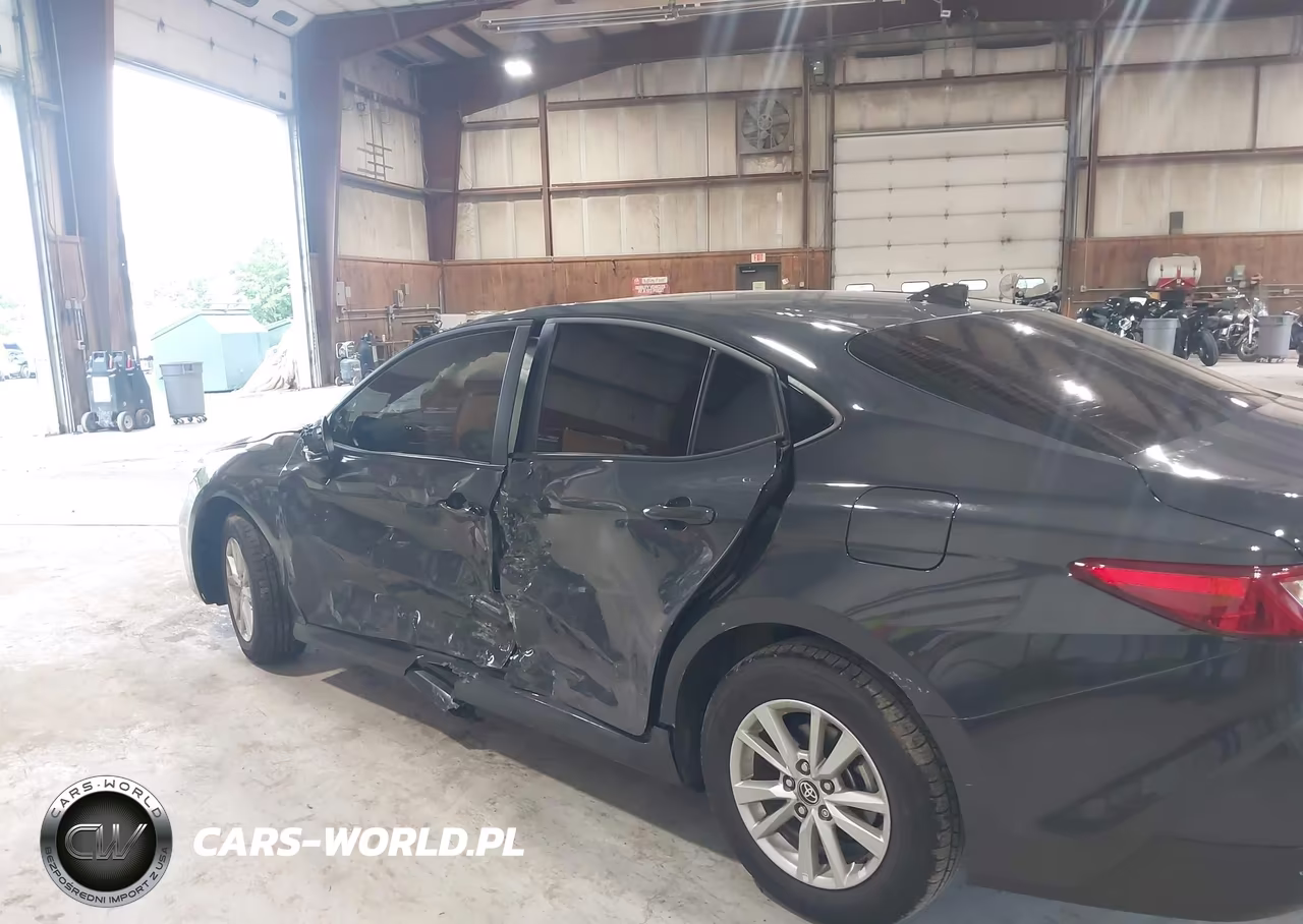 2025 Toyota Camry Le VIN:4T1DBADK0SU523801 - 6