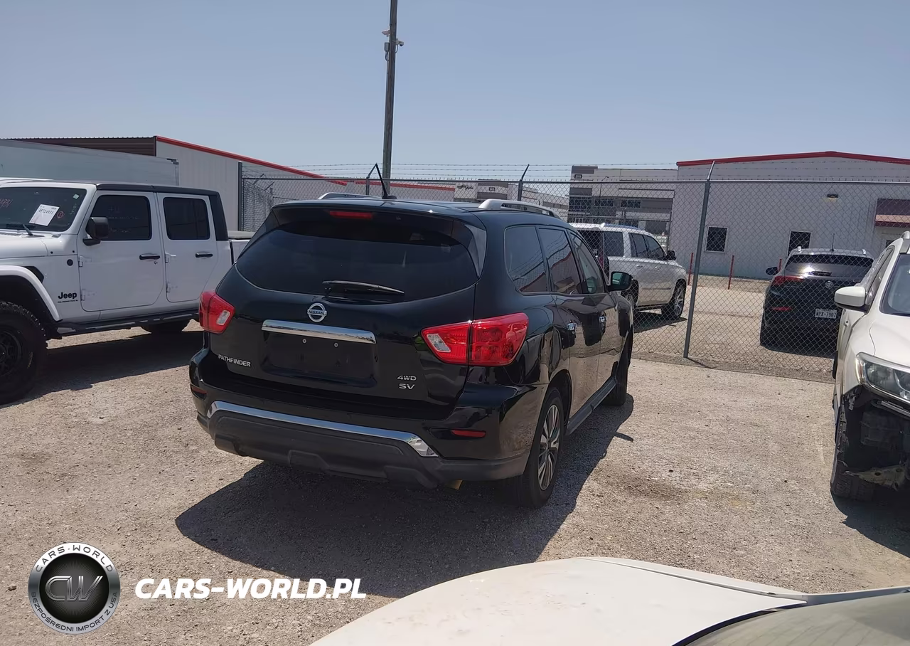 2017 Nissan Pathfinder Platinum-S-Sl-Sv VIN:5N1DR2MM1HC616067 - 4