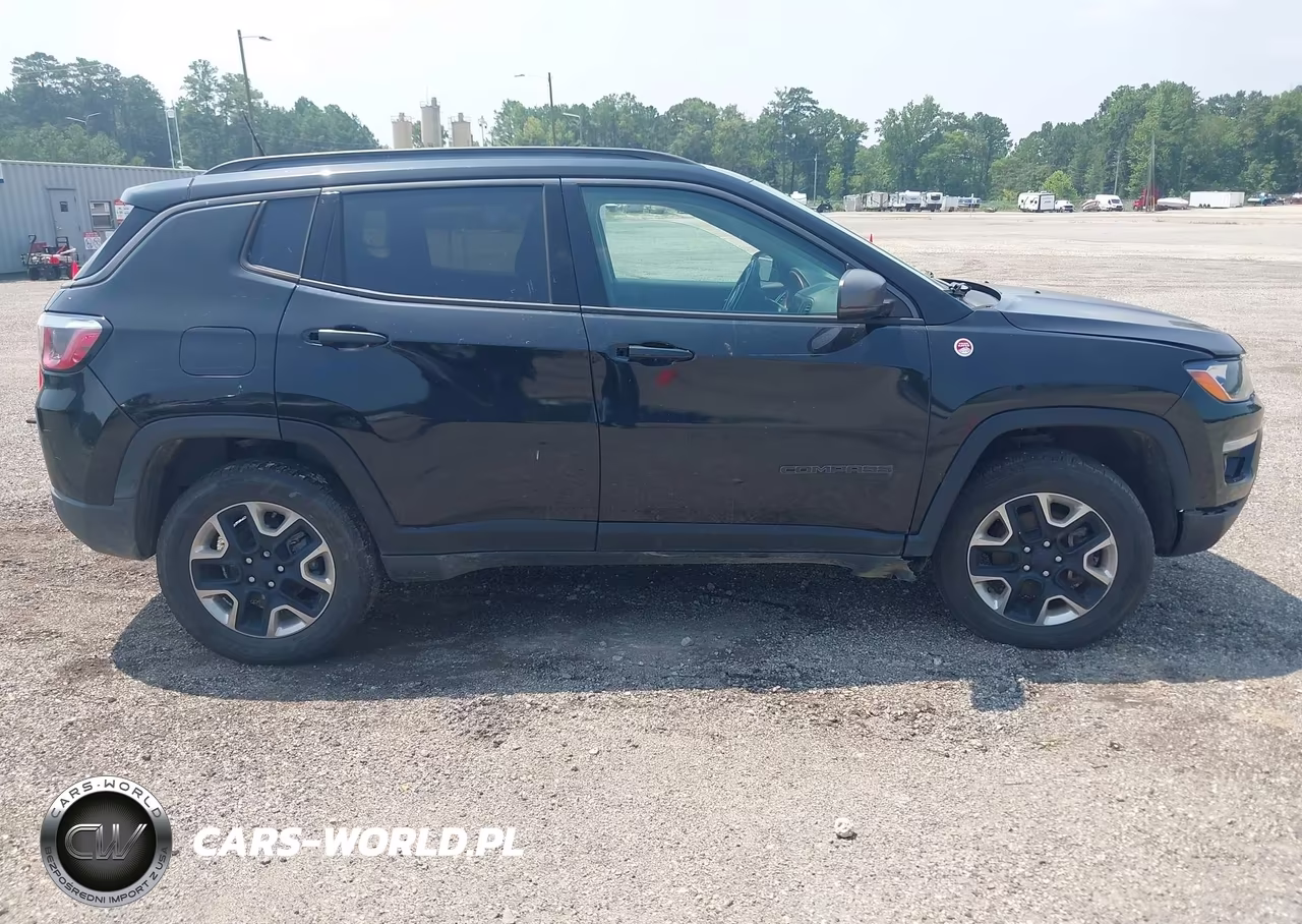 2018 Jeep Compass Trailhawk 4X4 VIN:3C4NJDDB6JT223783 - 13