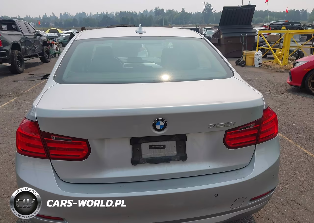 2013 BMW 320I VIN:WBA3B1C58DK130085 - 16