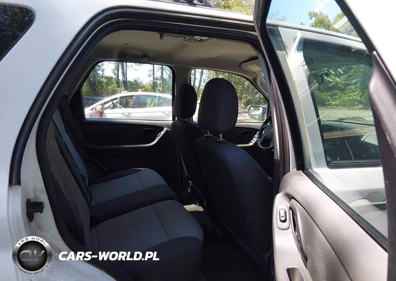 2007 Ford Escape Xls-Xls Manual VIN:1FMYU02Z67KB28675 - 8