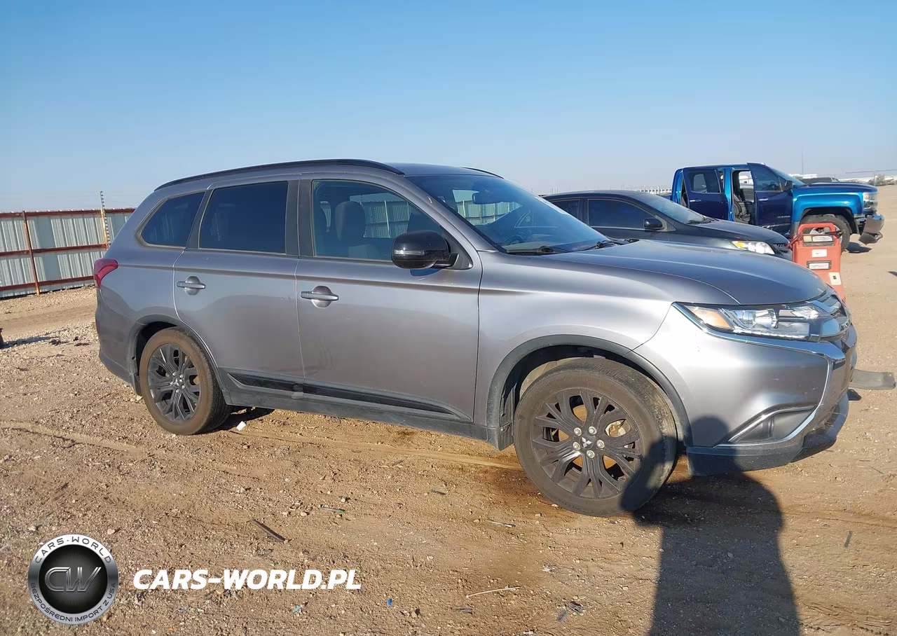 2018 Mitsubishi Outlander Le VIN:JA4AD3A30JZ064288 - 13