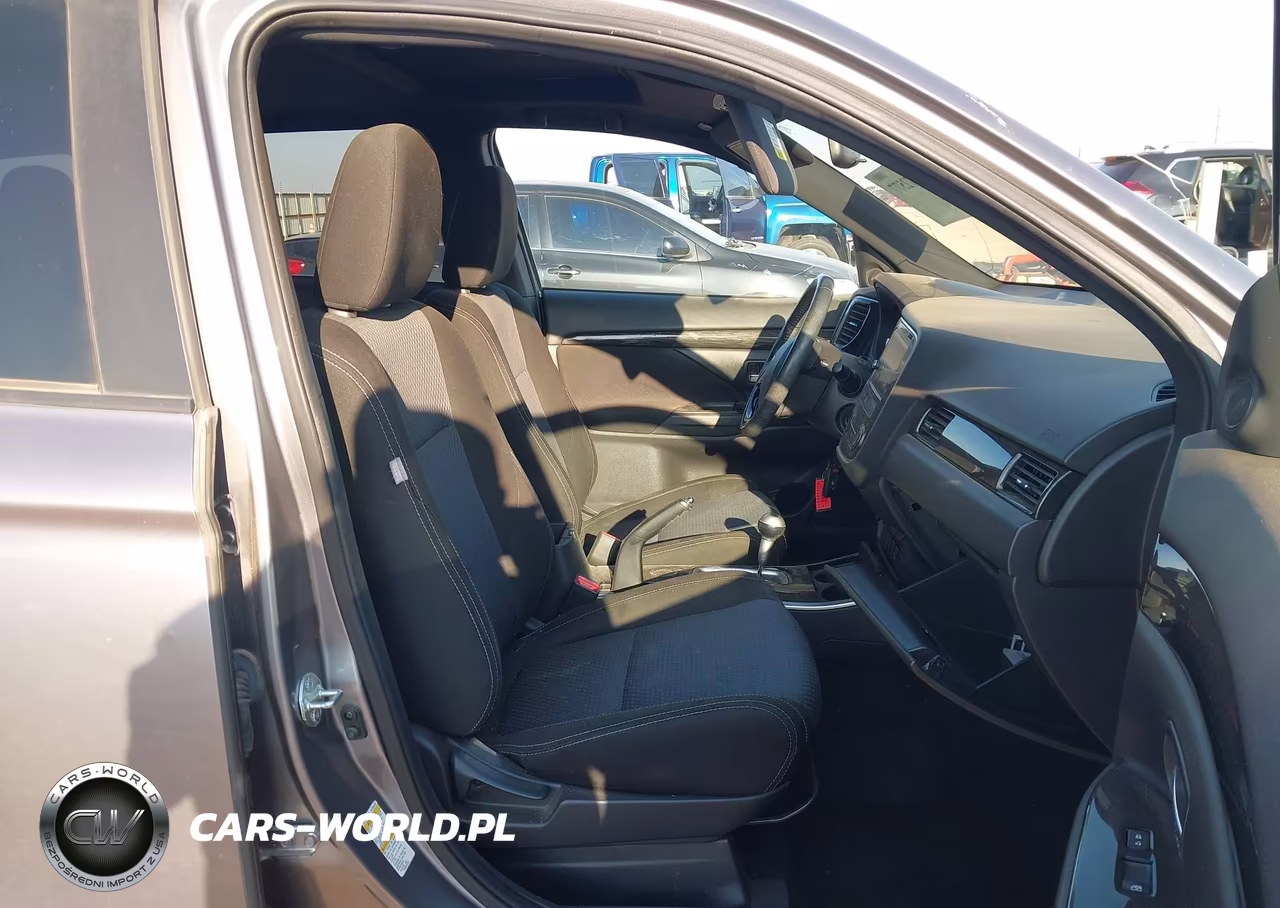 2018 Mitsubishi Outlander Le VIN:JA4AD3A30JZ064288 - 5