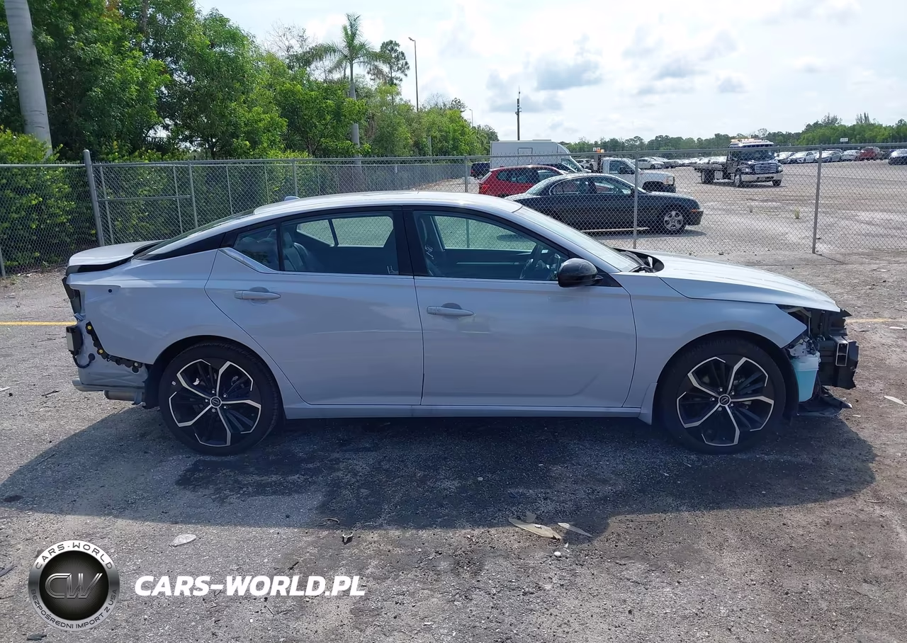 2025 Nissan Altima Sr Fwd VIN:1N4BL4CV1SN347458 - 13