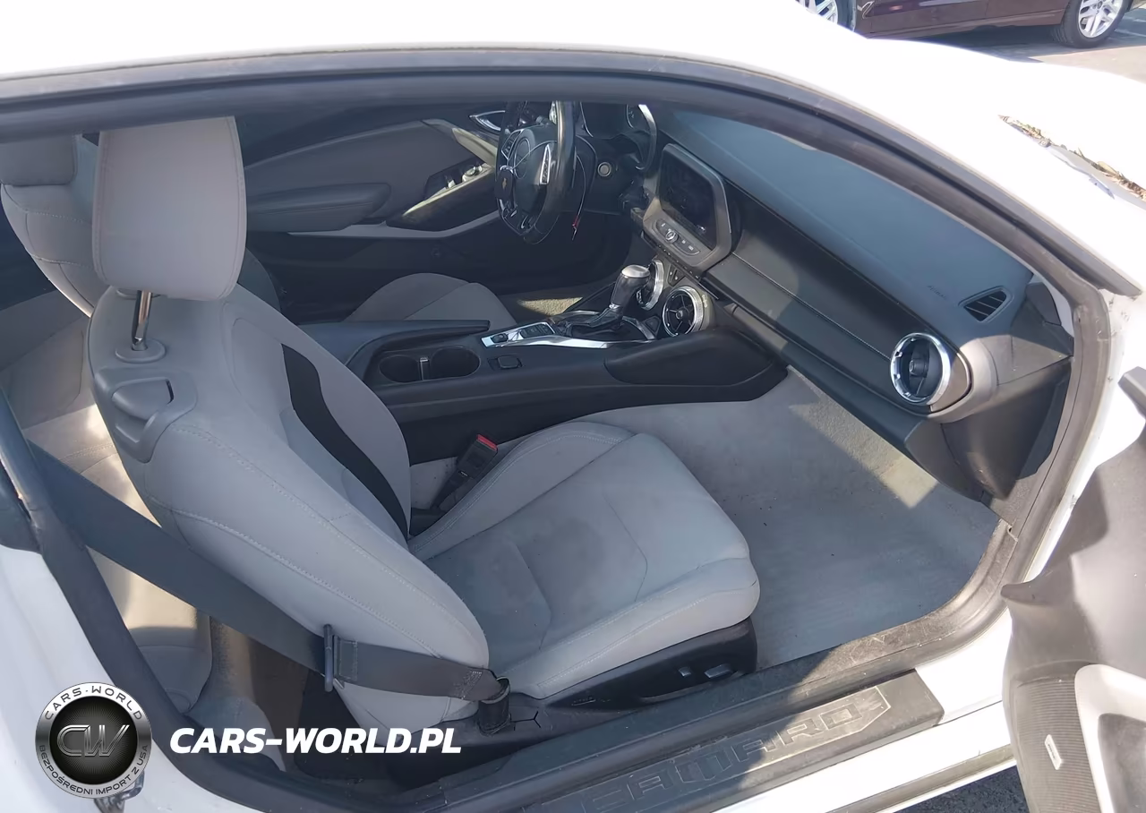 2019 Chevrolet Camaro 1Lt VIN:1G1FB1RS2K0115855 - 5