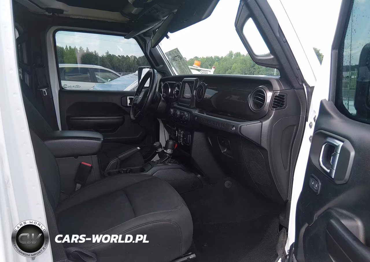 2021 Jeep Wrangler Unlimited Sport Altitude 4X4 VIN:1C4HJXDN2MW649039 - 5