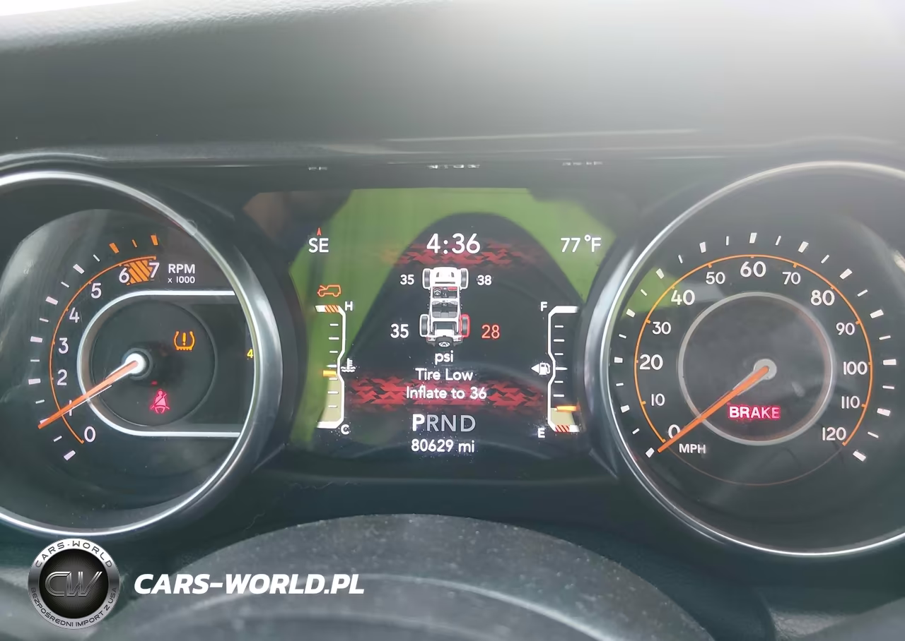 2021 Jeep Wrangler Unlimited Sport Altitude 4X4 VIN:1C4HJXDN2MW649039 - 7