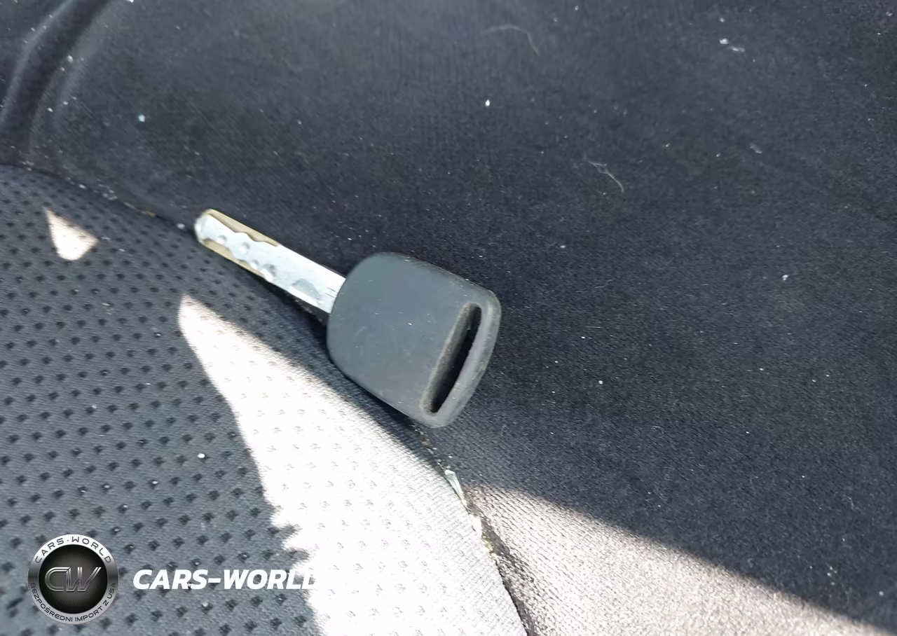 2007 Honda Fit Sport VIN:JHMGD38657S005382 - 11