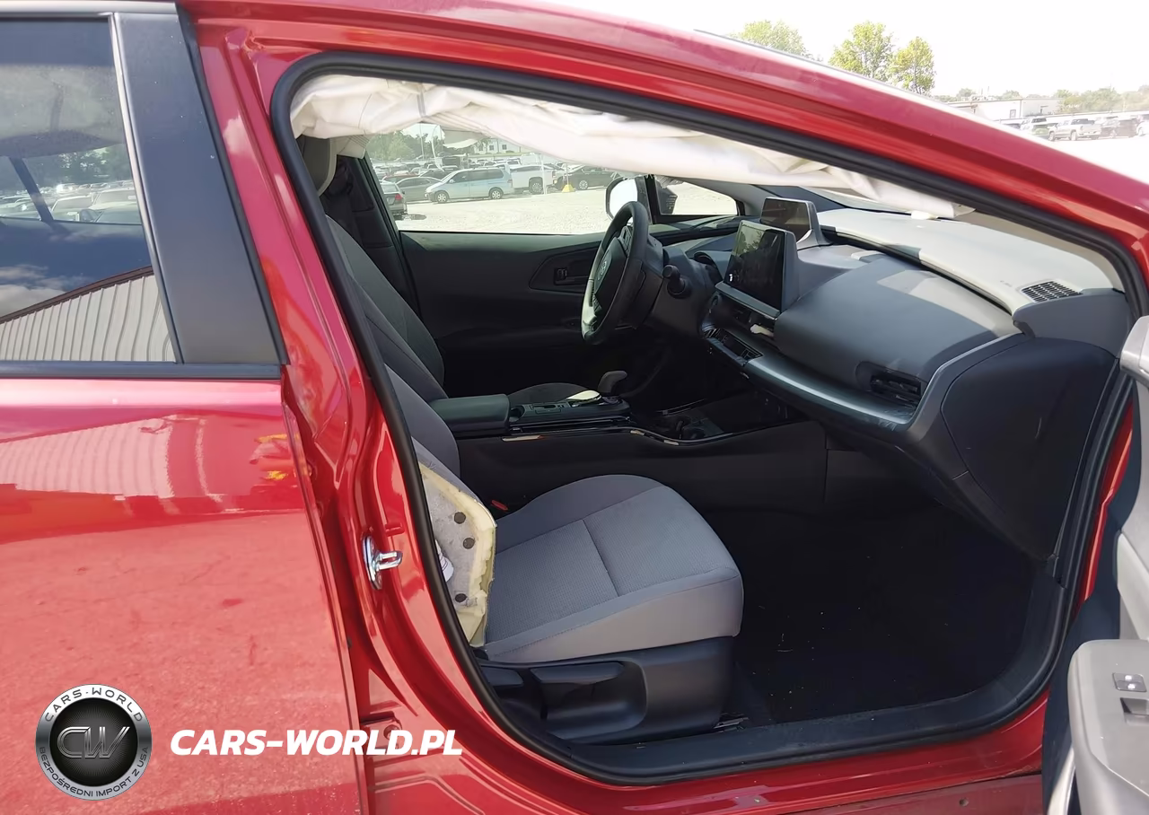 2026 Toyota Prius Le Awd-E VIN:JTDADABU1T3033669 - 5
