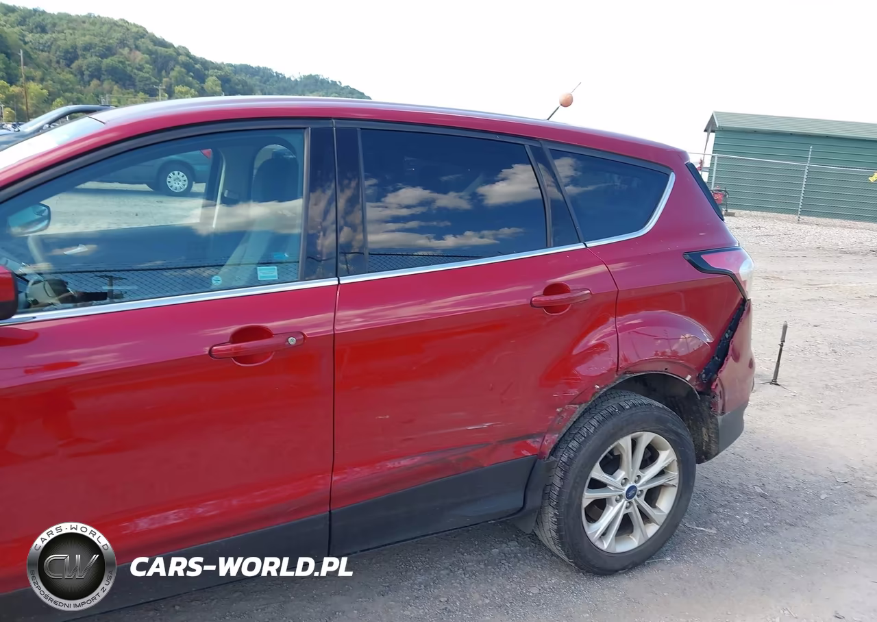 2017 Ford Escape Se VIN:1FMCU9GD3HUD06415 - 6