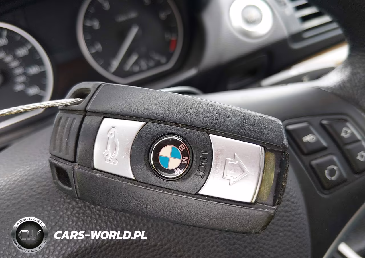 2011 BMW 128I VIN:WBAUP9C50BVL89671 - 11