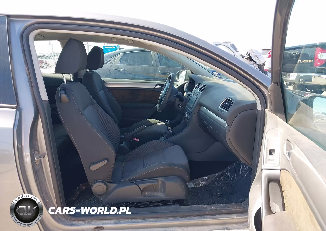 2010 Volkswagen Golf 2-Door VIN:WVWAA7AJ4AW293305 - 5