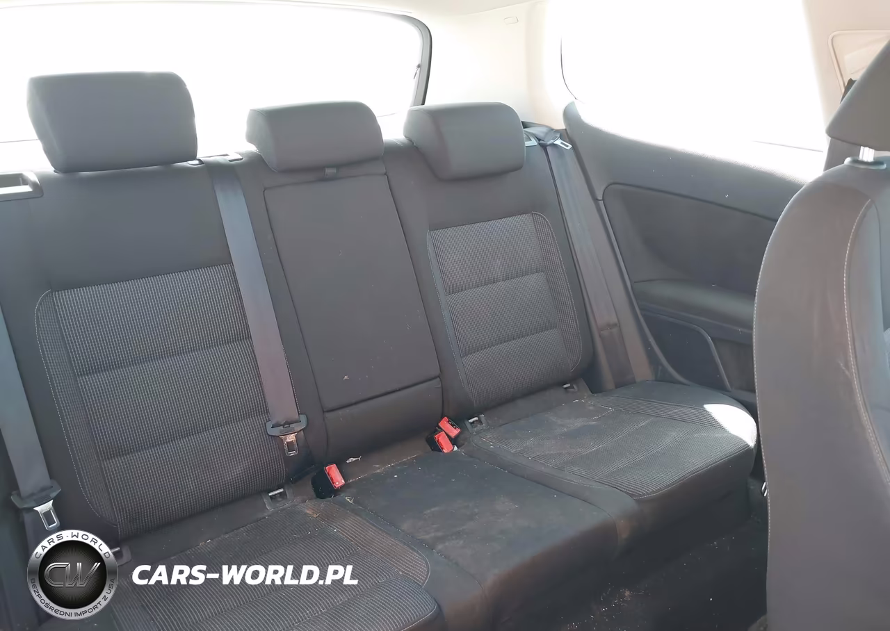 2010 Volkswagen Golf 2-Door VIN:WVWAA7AJ4AW293305 - 8
