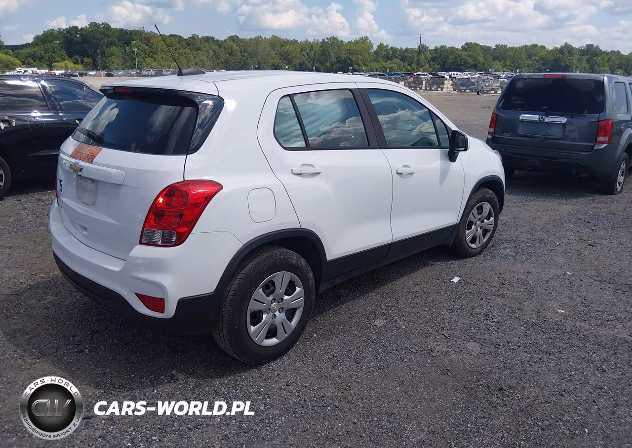 2017 Chevrolet Trax Ls VIN:KL7CJKSB8HB225400 - 4
