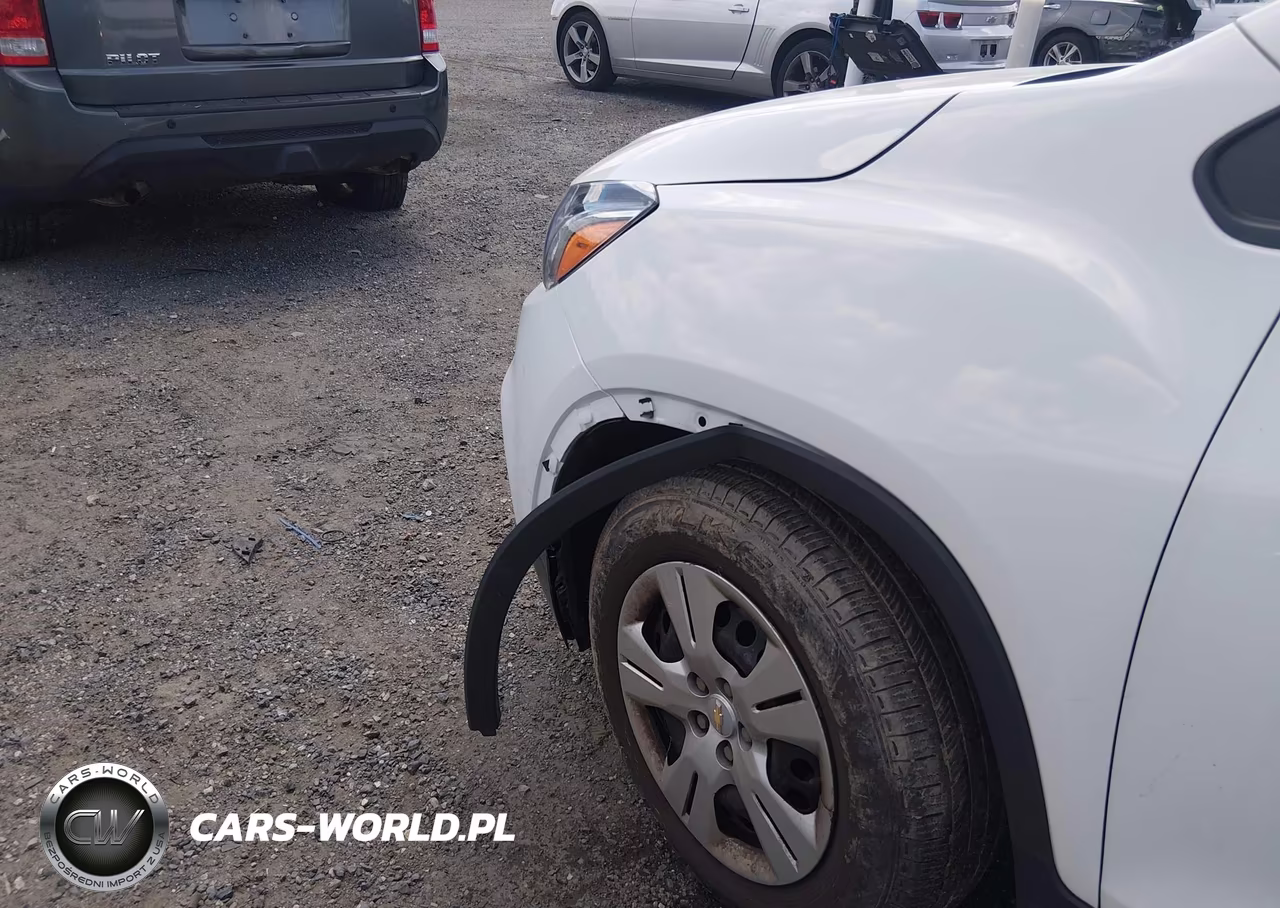 2017 Chevrolet Trax Ls VIN:KL7CJKSB8HB225400 - 6