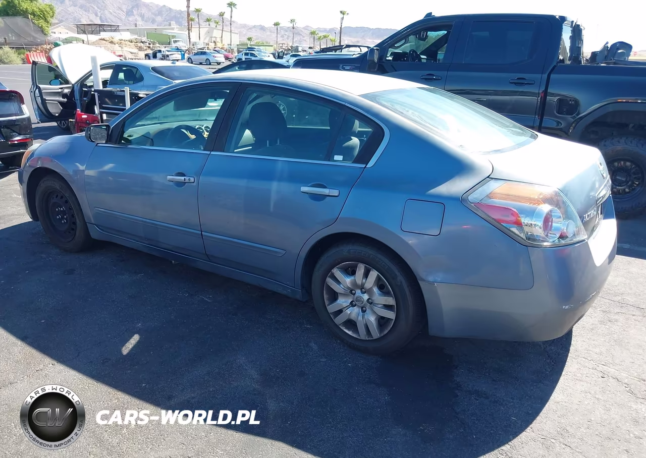 2011 Nissan Altima 2.5 S VIN:1N4AL2AP6BN418285 - 3