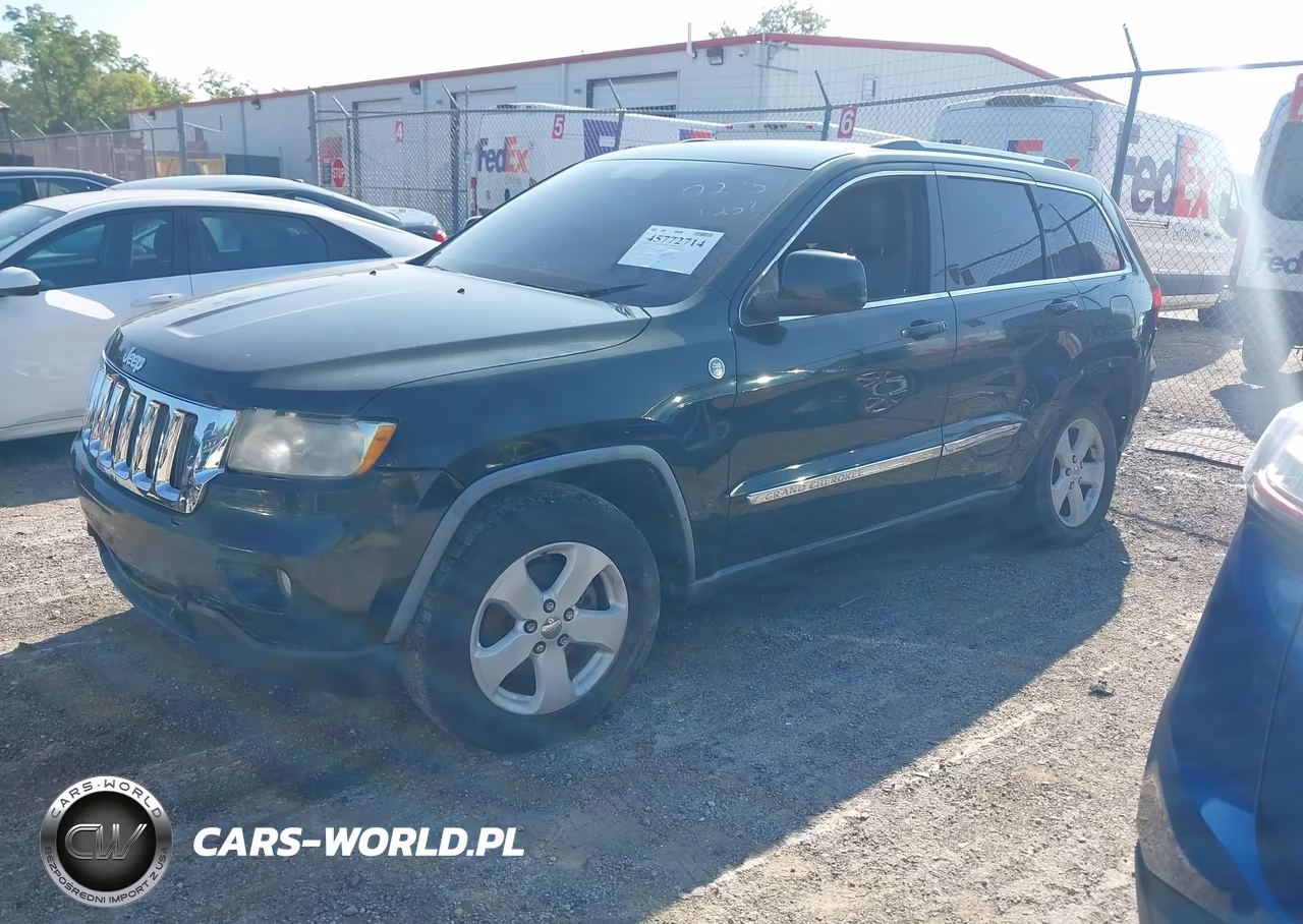 2011 Jeep Grand Cherokee Laredo VIN:1J4RR4GG0BC590235 - 2