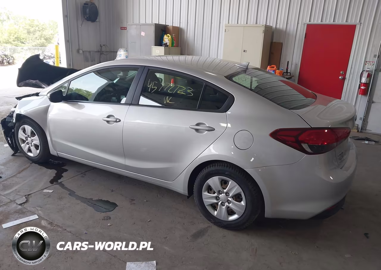 2018 Kia Forte Lx VIN:3KPFK4A70JE269793 - 3
