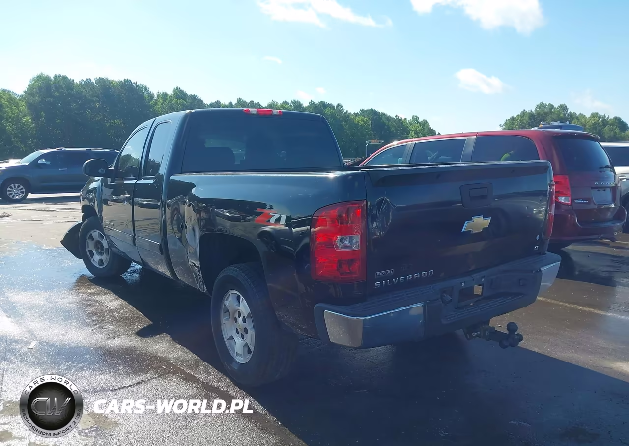 2010 Chevrolet Silverado 1500 Lt VIN:1GCSKSE37AZ290767 - 3