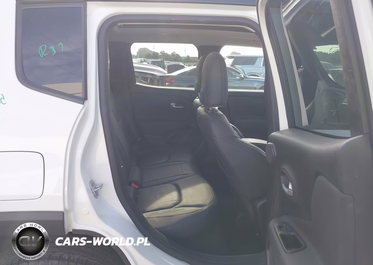 2023 Jeep Renegade Limited 4X4 VIN:ZACNJDD19PPP29984 - 8