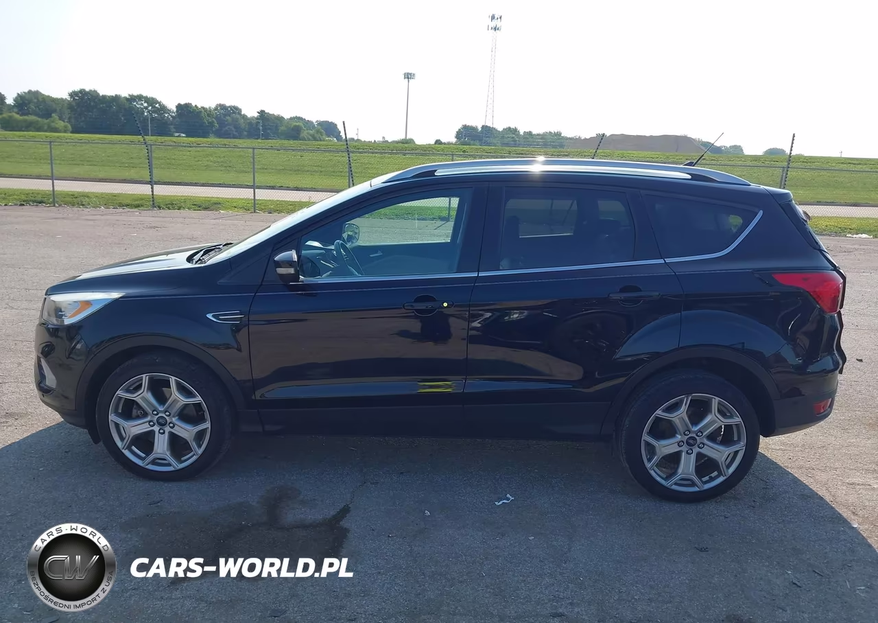 2019 Ford Escape Titanium VIN:1FMCU9J99KUC30288 - 14