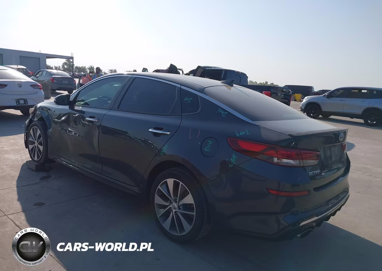2019 Kia Optima S VIN:5XXGT4L35KG283905 - 3