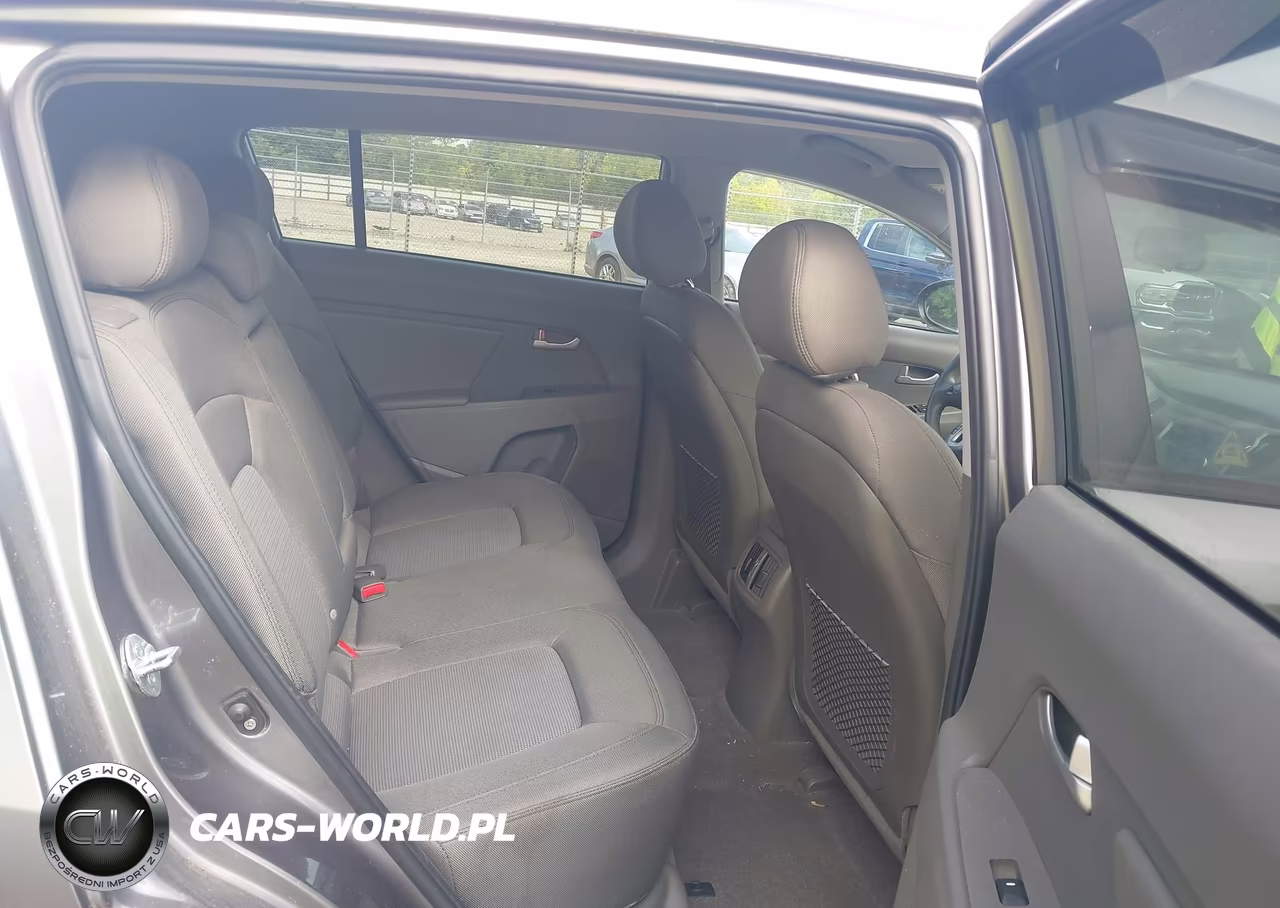 2015 Kia Sportage Lx VIN:KNDPBCAC4F7758538 - 8