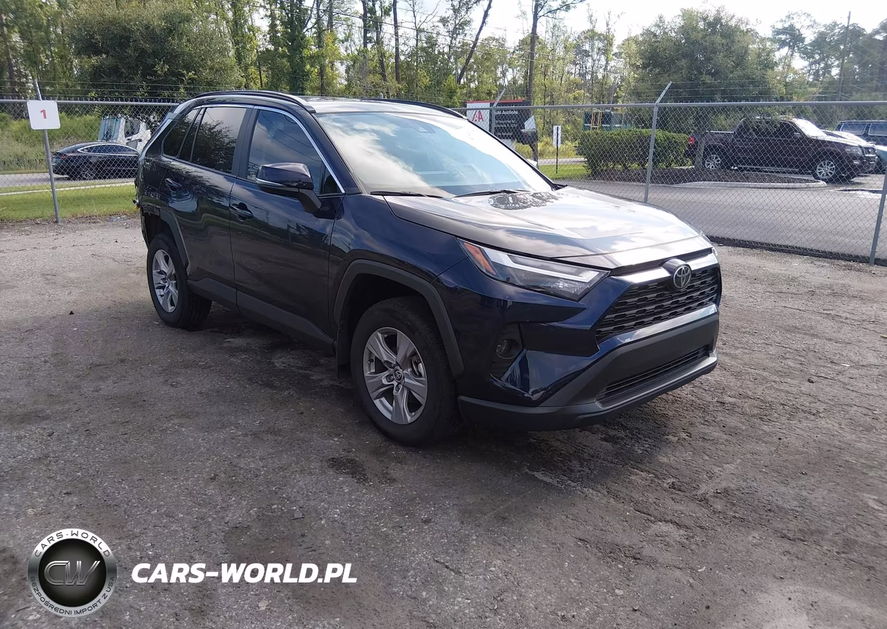 2025 Toyota Rav4 Xle – zdjęcie 1 z 16