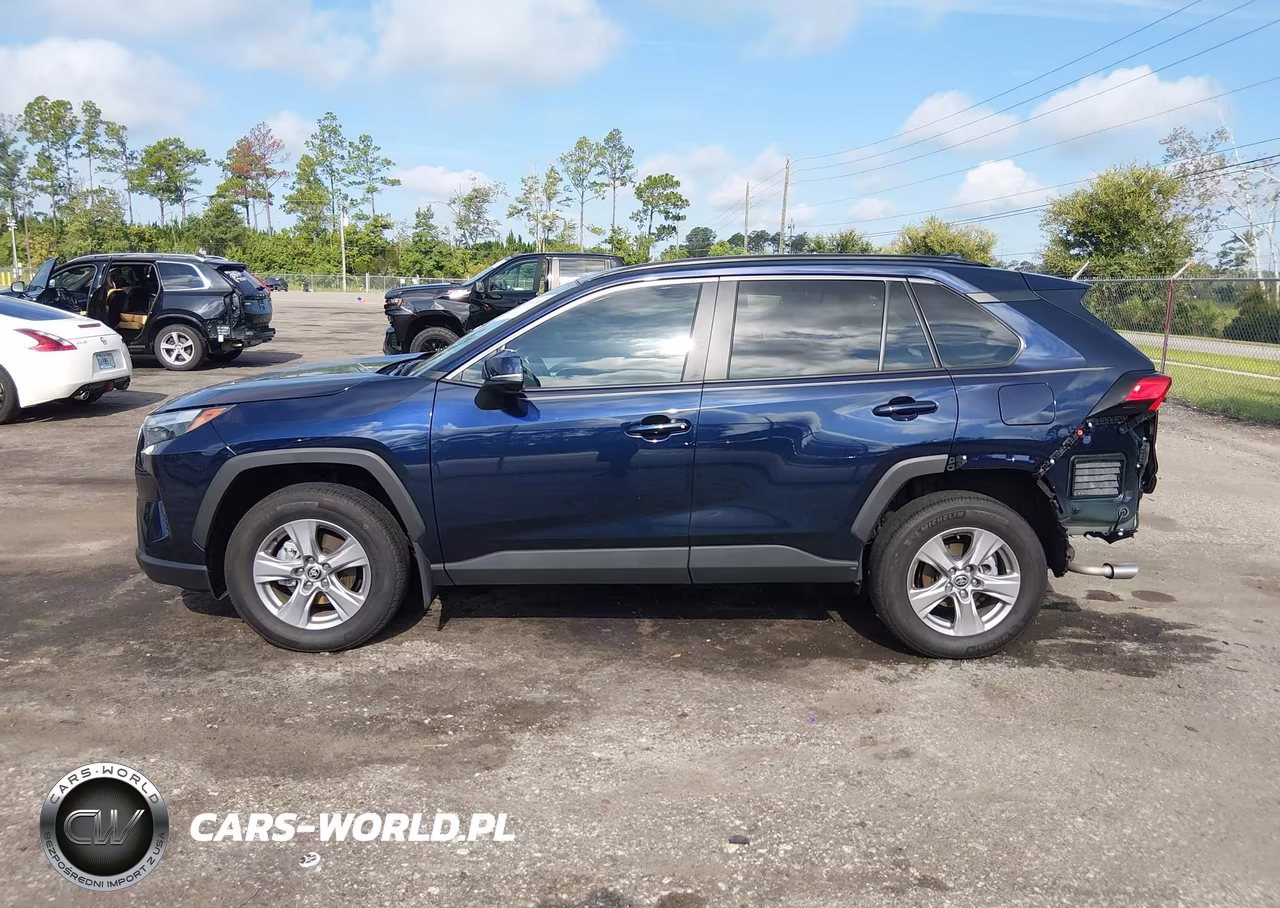 2025 Toyota Rav4 Xle VIN:2T3W1RFV2SW409162 - 14