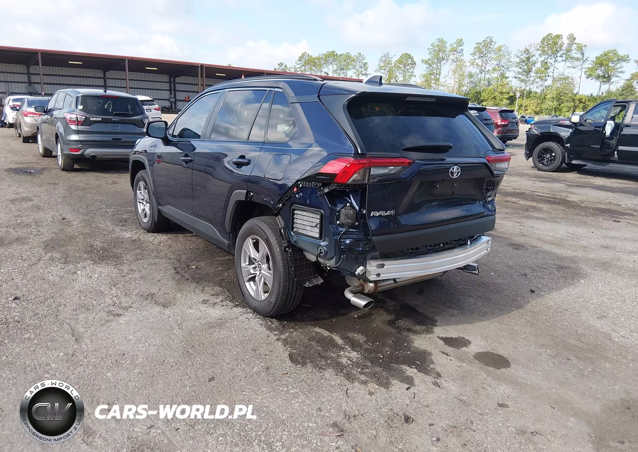 2025 Toyota Rav4 Xle VIN:2T3W1RFV2SW409162 - 3