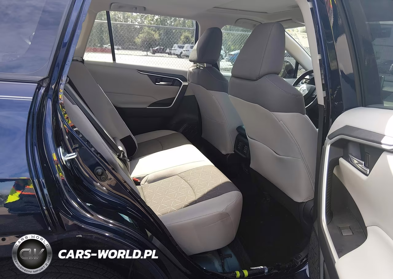 2025 Toyota Rav4 Xle VIN:2T3W1RFV2SW409162 - 8